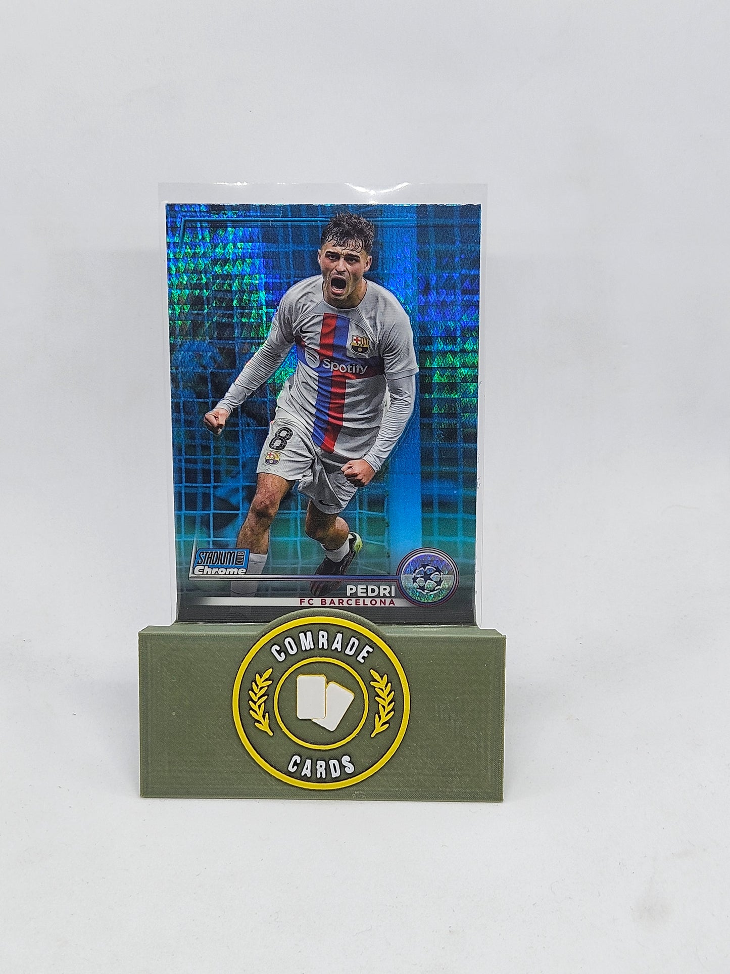 Pedri (Barcelona) Blue Prizm Parallel Stadium Chrome 2022-2023