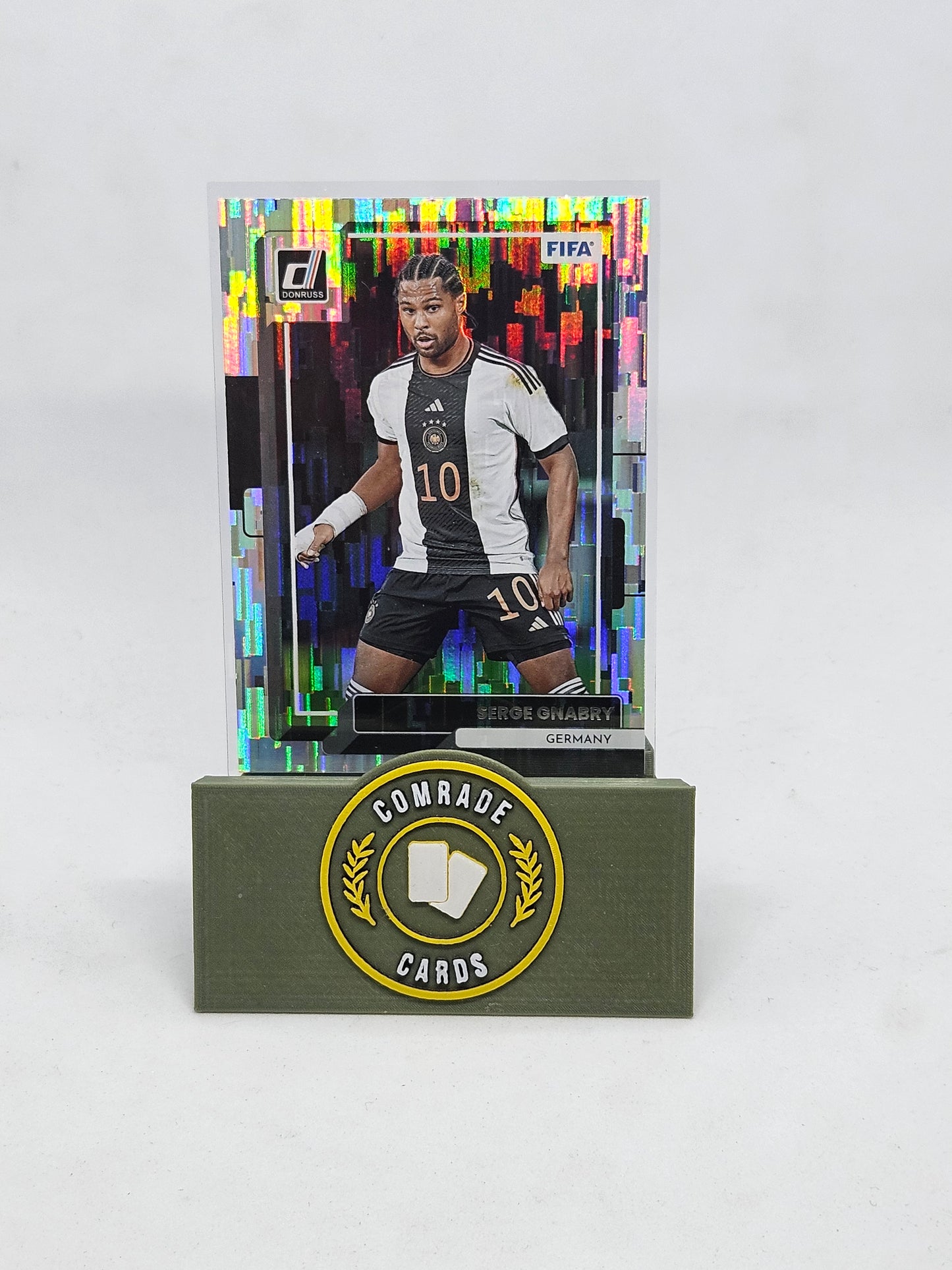 Serge Gnabry (Germany) Silver Glitch Parallel Donruss Soccer 2022-2023