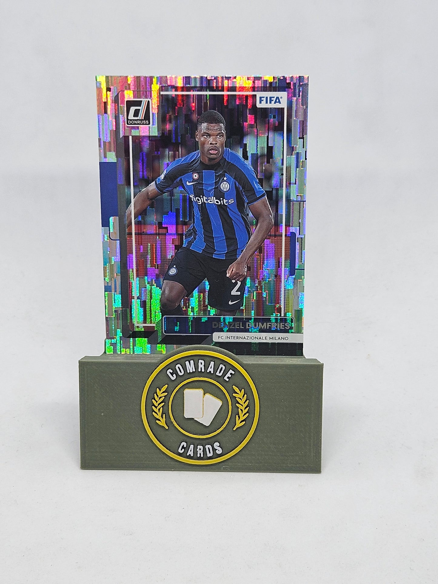 Denzel Dumfries (Inter Milan) Silver Glitch Parallel Donruss Soccer 2022-2023