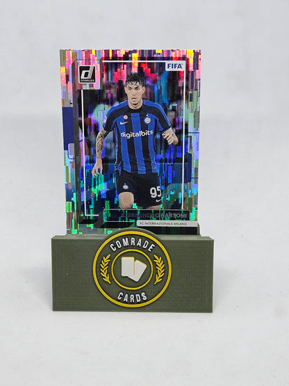 Alessandro Bastoni (Inter Milan) Silver Glitch Parallel Donruss 2022-2023