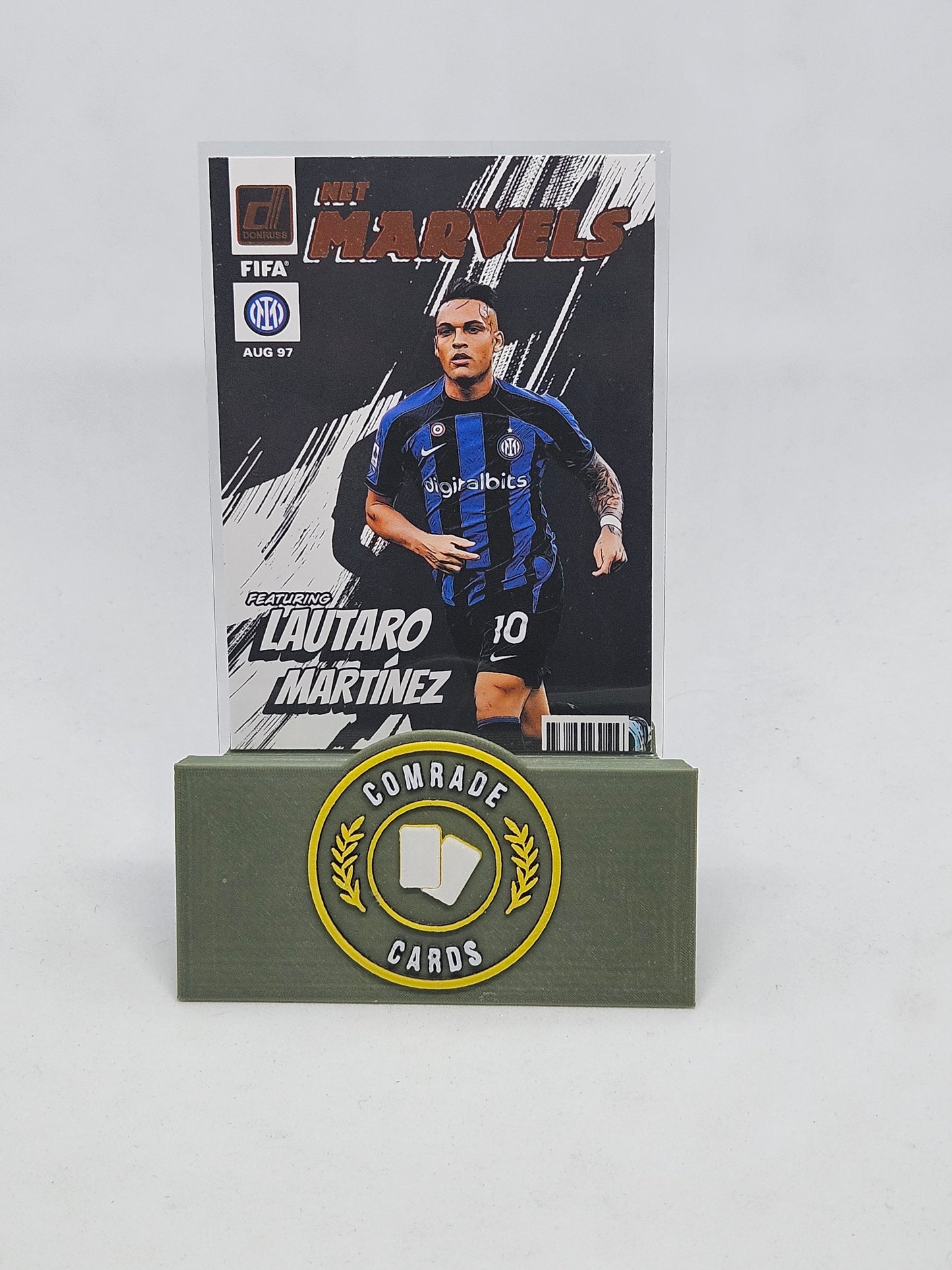 Lautaro Martinez (Inter Milan) Marvels Insert Donruss Soccer 2022-2023