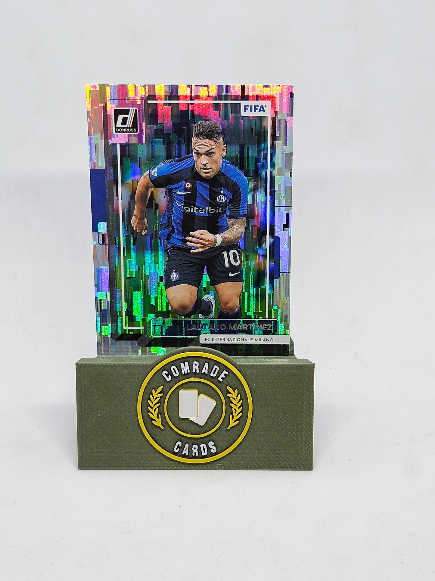 Lautaro Martinez (Inter Milan) Silver Glitch Parallel Donruss Soccer 2022-2023