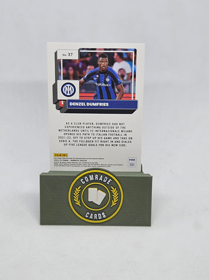 Denzel Dumfries (Inter Milan) Silver Glitch Parallel Donruss Soccer 2022-2023