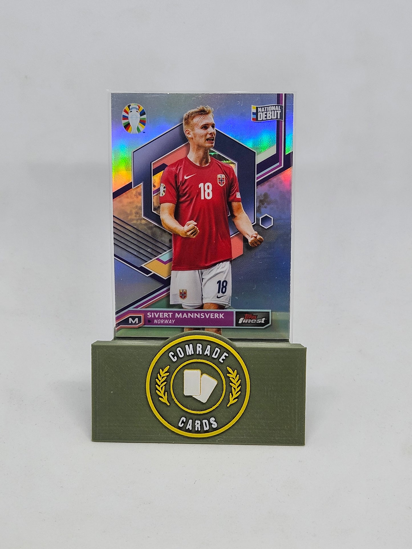 Sivert Mannsverk (Norway) Refractor Parallel Topps Finest Uefa Euro 2024