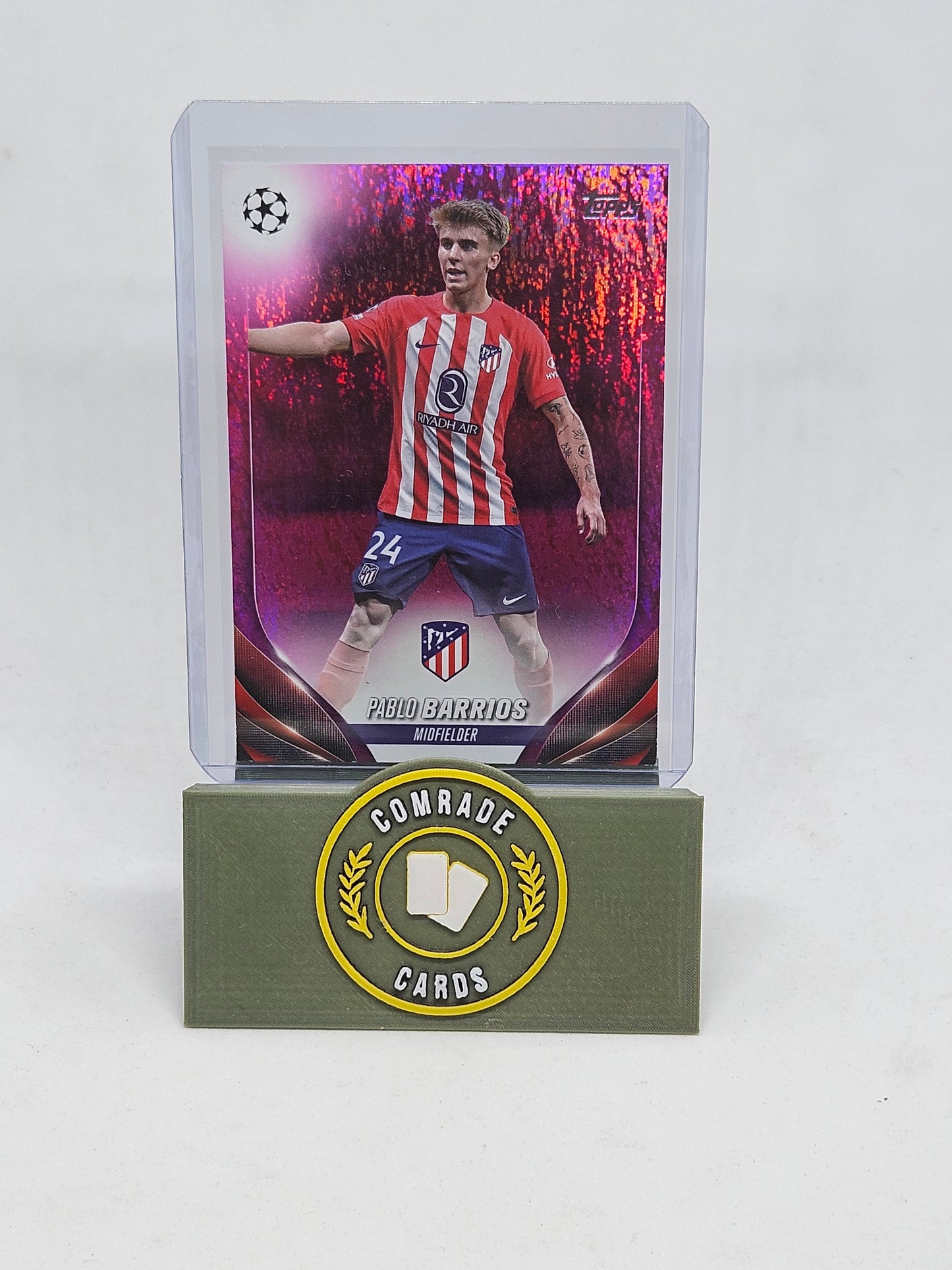 Pablo Barrios (Athletico Madrid) Pink Sparkle Parallel Topps UCC 2023-2024