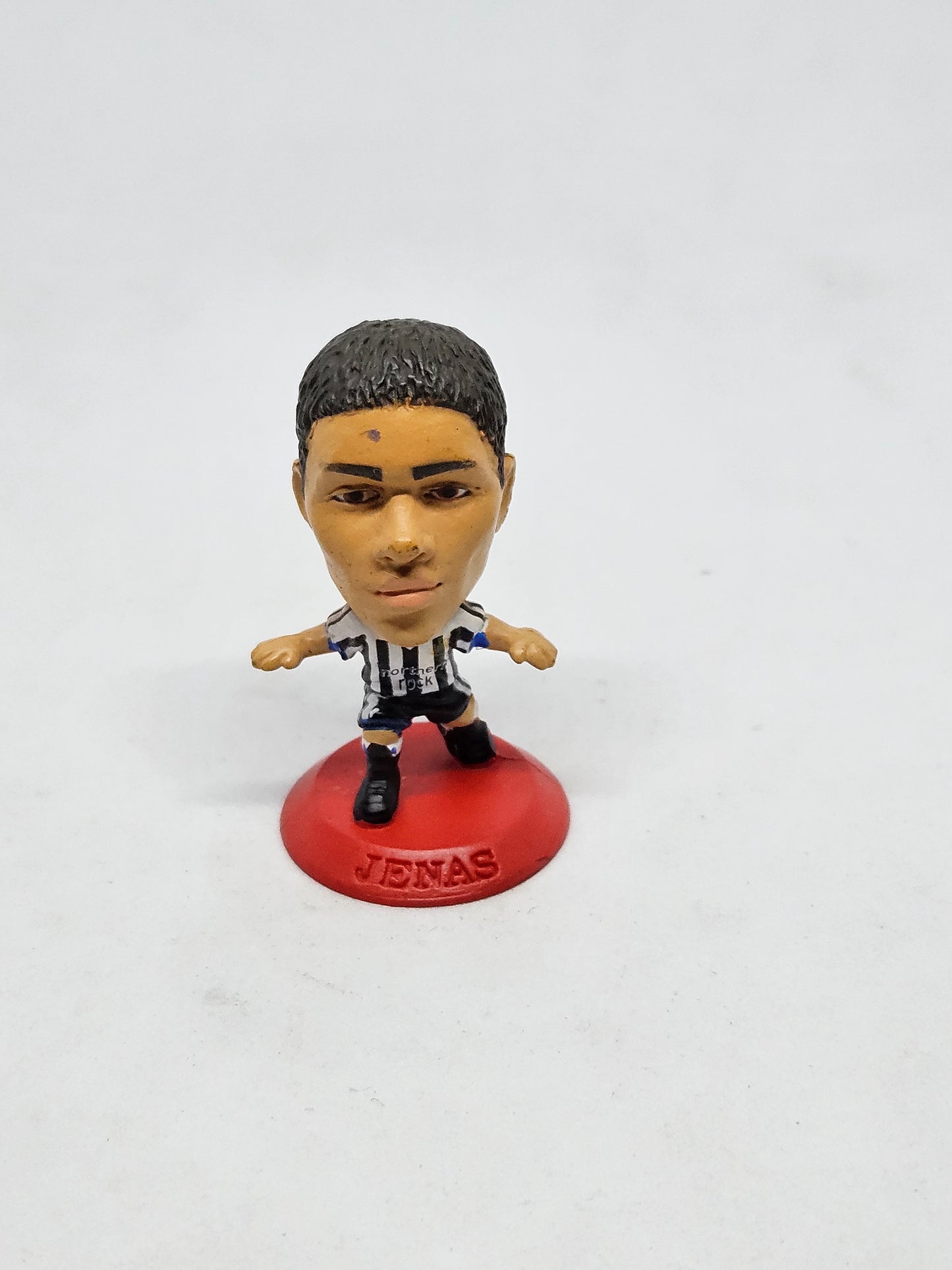 Jermain Jenas (Newcastle) Red Base Micro Star MC1486