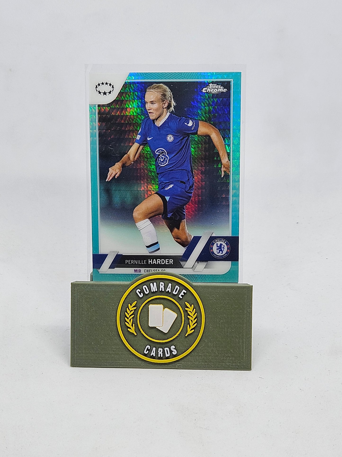 Pernille Harder (Chelsea) Aqua Parallel Topps Chrome 2022-2023 Womens