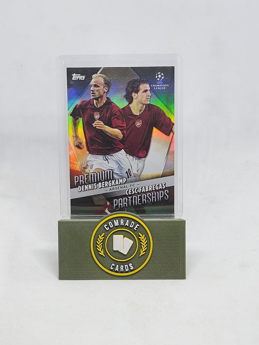 Dennis Bergkamp & Cesc Fabregas (Arsenal) 07/50 Topps UCC 2022-2023