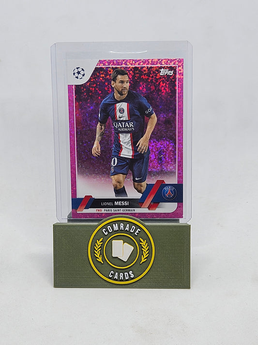 Lionel Messi (PSG) Pink Sparkle Parallel Topps UCC 2022-2023