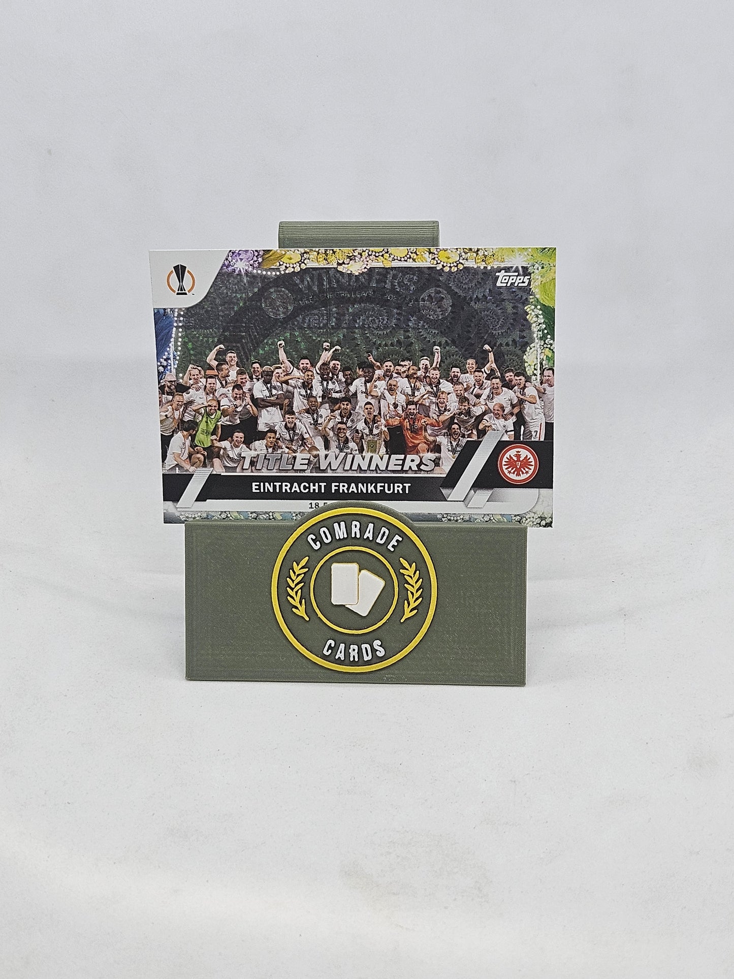 #118 Eintracht Frankfurt - Title Winners Base Topps Carnaval 2022-2023