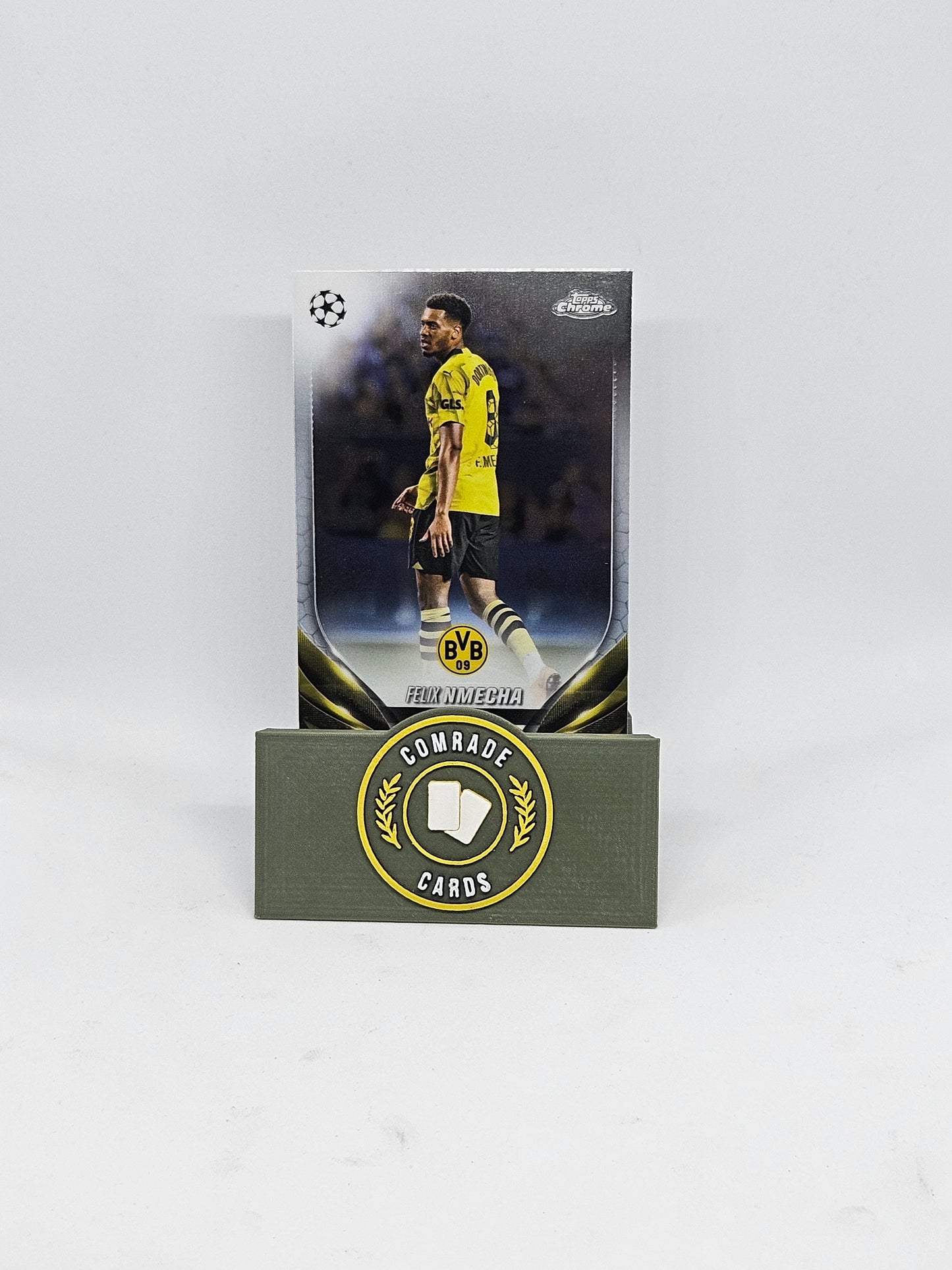 Felix Nmecha (Dortmund) Base Topps Chrome 2023-2024