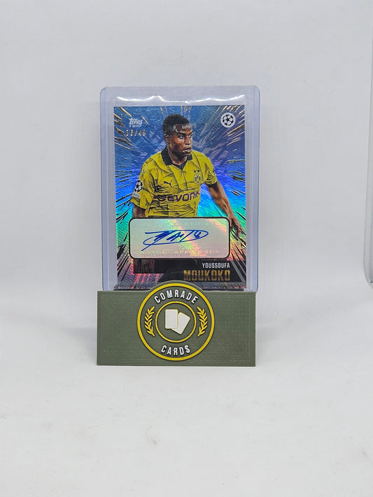 Youssoufa Moukoko (Dortmund) 16/49 Topps Gold 2023-2024