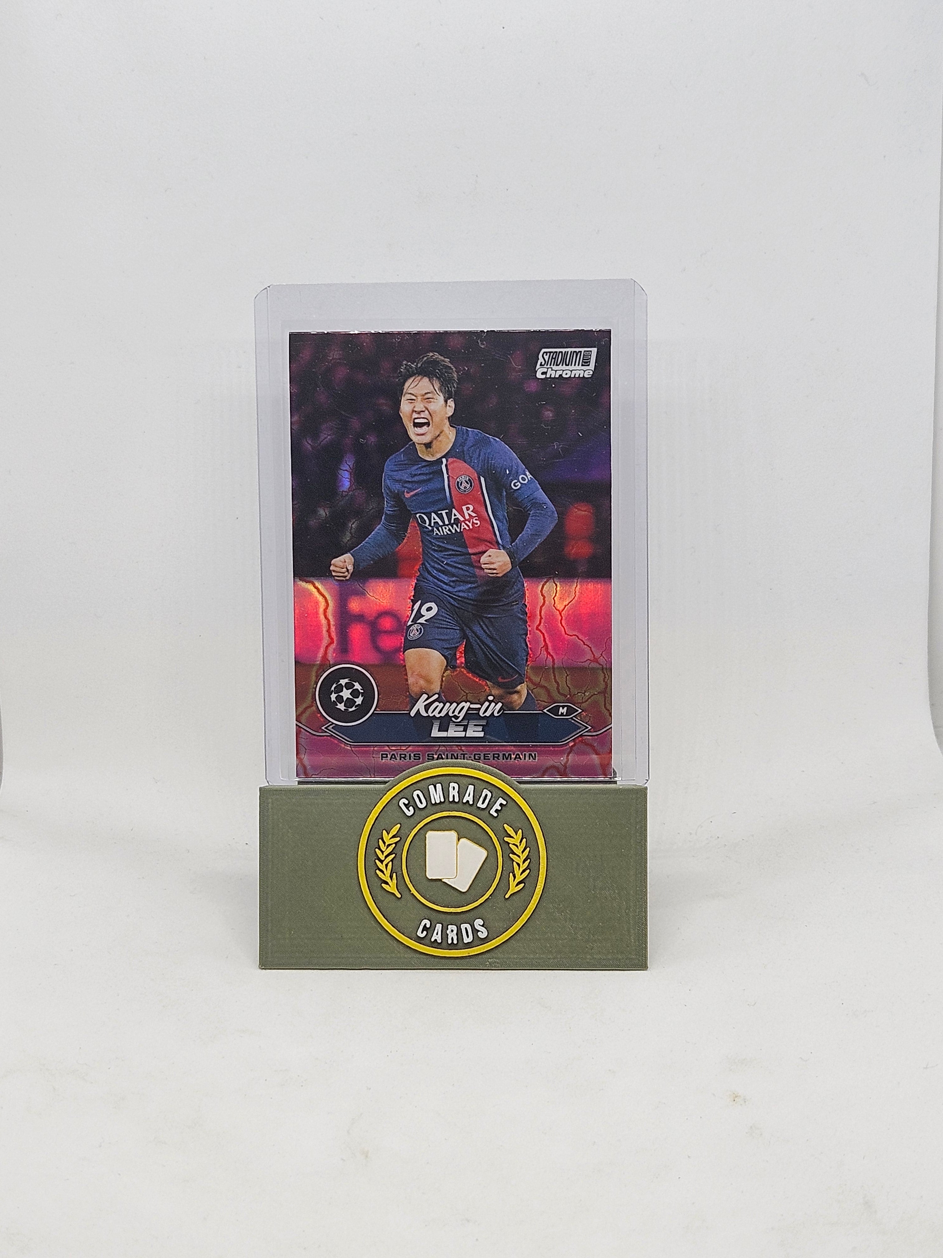 Kang-In Lee (PSG) Pink SP Topps Stadium Club Chrome 2023-2024