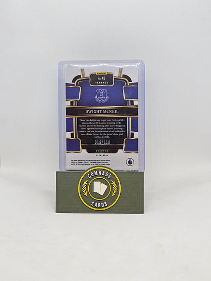 Dwight McNeil (Everton) 019/110 Select Premier League 2023-2024