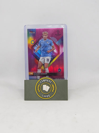 Gustav Isaksen (Lazio) 18/75 Topps Finest 2023-2024