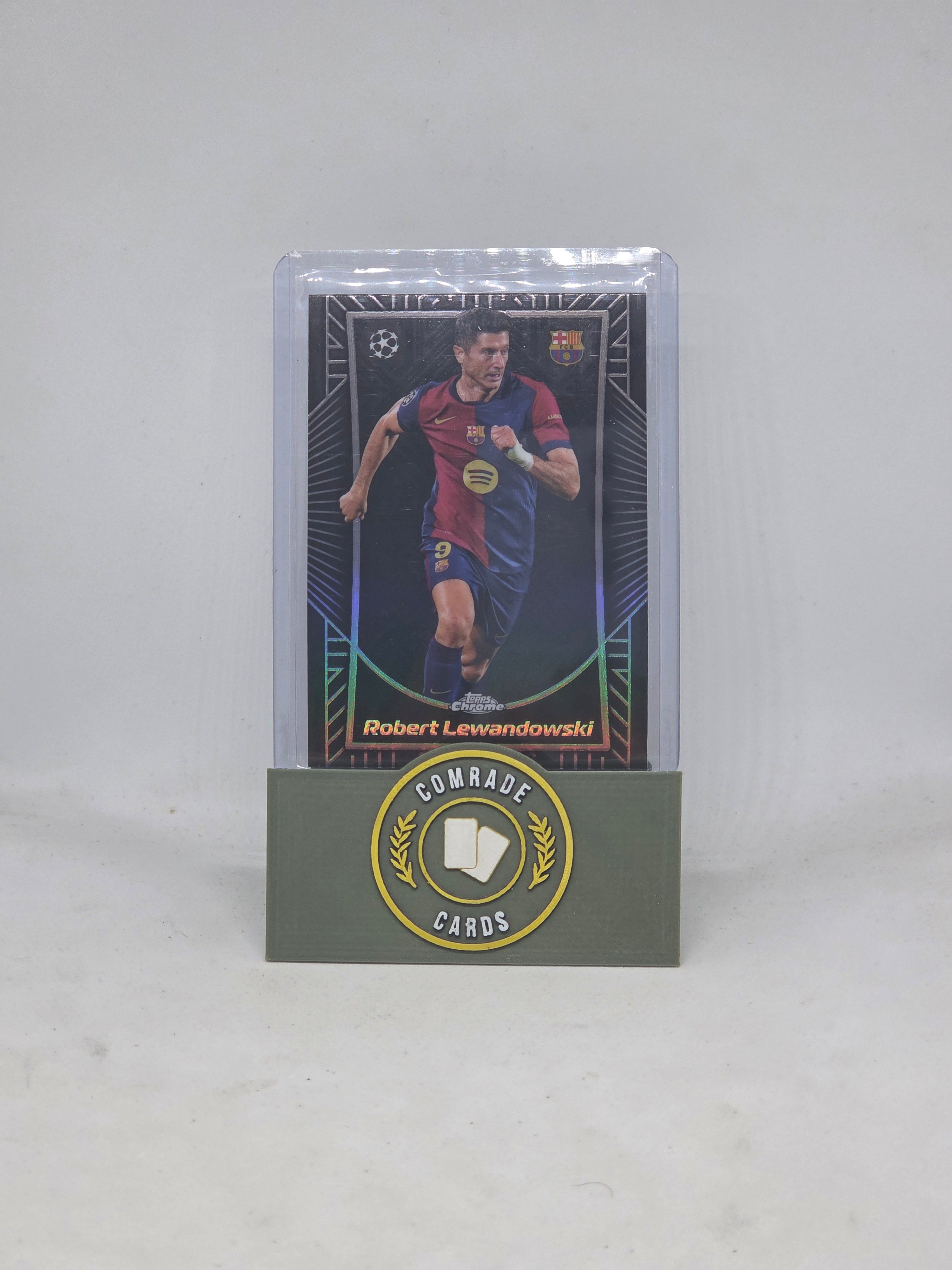 Robert Lewandowski (Barcelona) Shadow Etch SSP Topps Chrome 2024-2025