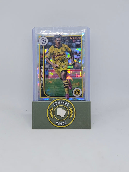 Julien Duranville (Dortmund) 207/250 Topps Merlin Chrome 2023-2024